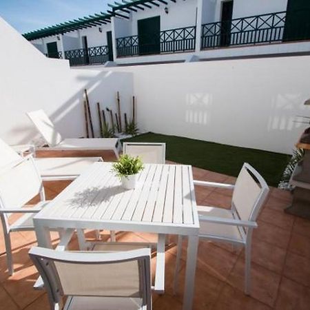 פלאיה בלנקה Apartamentos Quintana מראה חיצוני תמונה