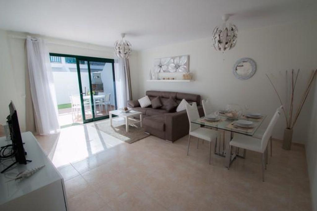 פלאיה בלנקה Apartamentos Quintana מראה חיצוני תמונה