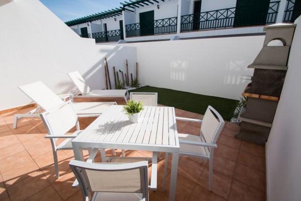 פלאיה בלנקה Apartamentos Quintana מראה חיצוני תמונה